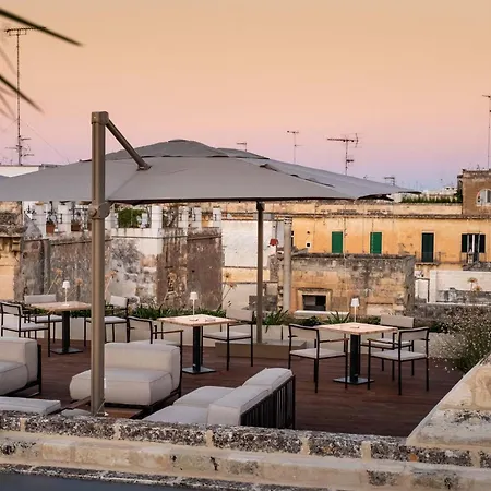 בית הארחה La Fiermontina Palazzo Bozzi Corso 5*
